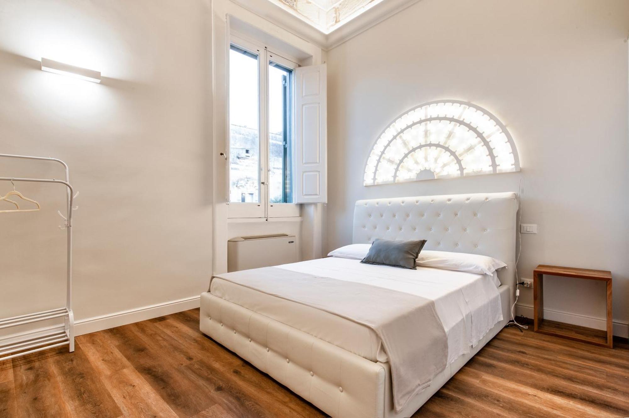 Vittoria Luxury House Bed and Breakfast Lecce Exteriör bild
